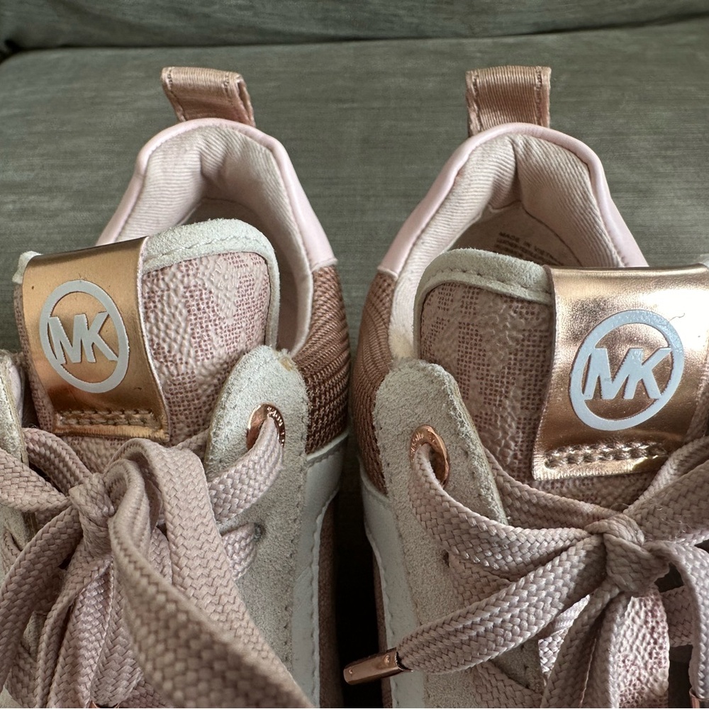 Michael Kors Wilma Sz 8 Sneaker - Picture 6 of 8